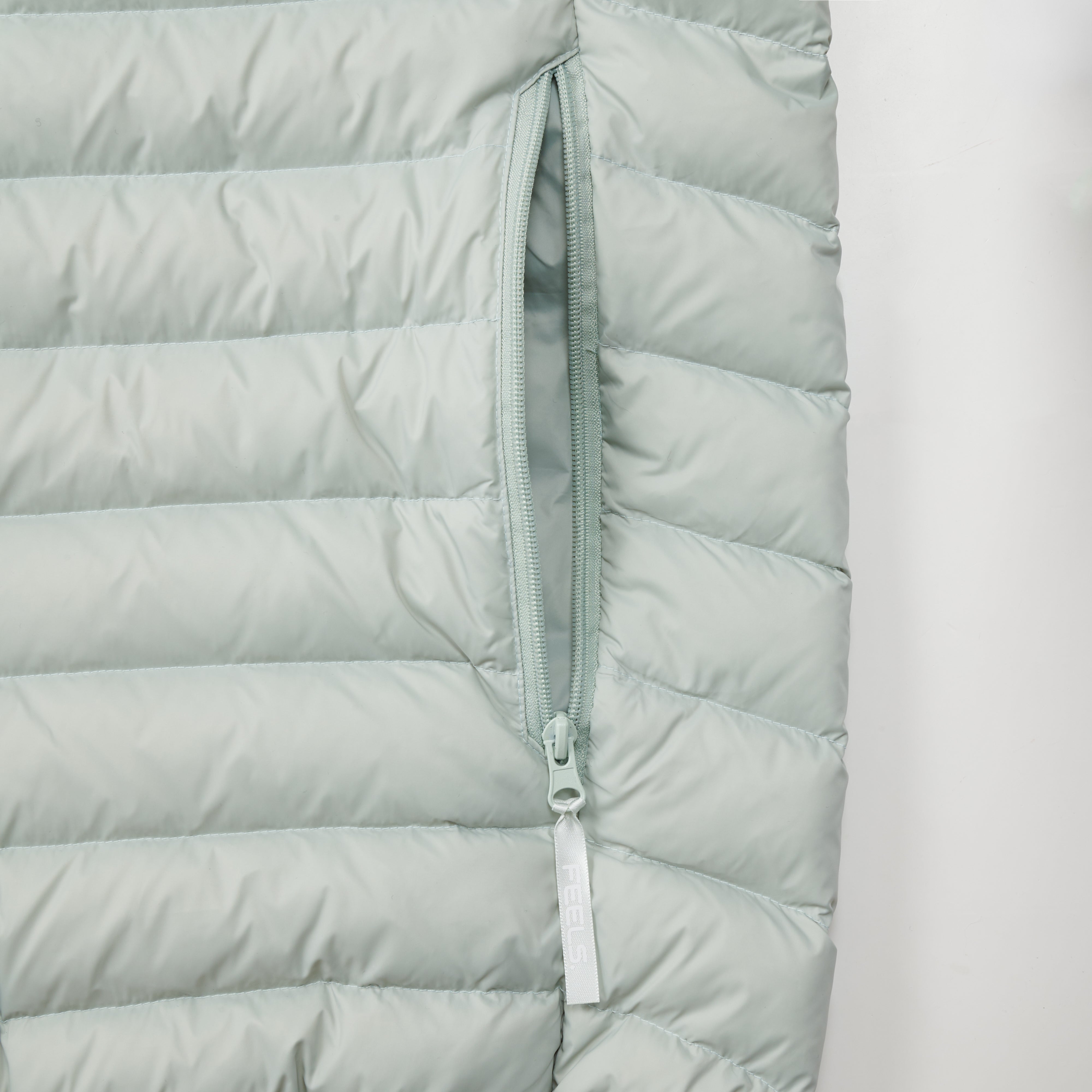 SHELL DOWN JACKET LIGHT GREEN – FEELS.