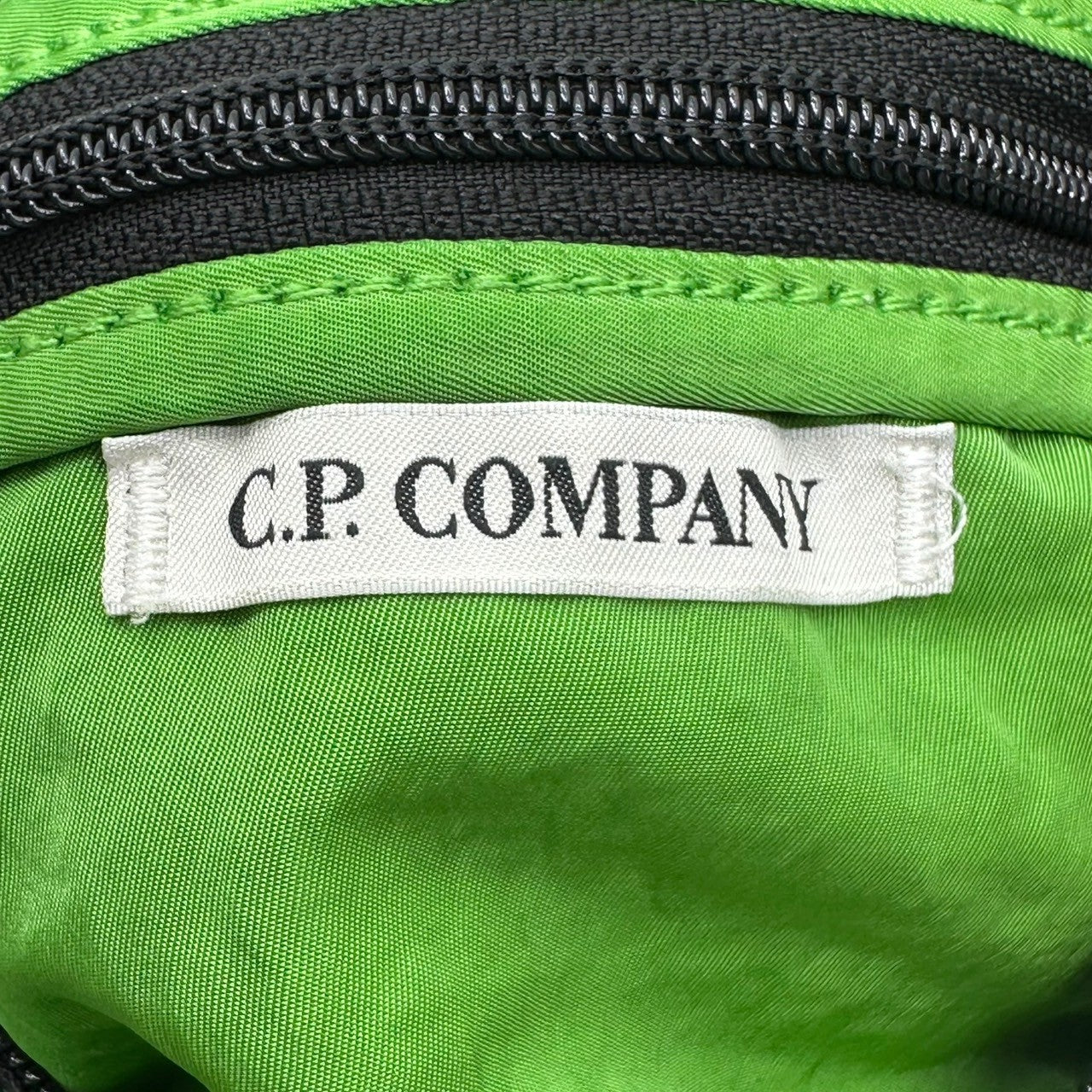 C.P.COMPANY(シーピーカンパニー) Nylon B Crossbody Pack ナイロン