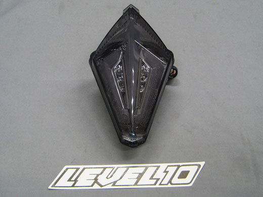 T-MAX530 LED テールレンズ スモーク／レッド／ネオンバー - LED