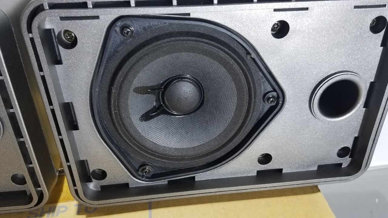 新品】 BOSE 101VM スピーカー | VIVID Online Shop