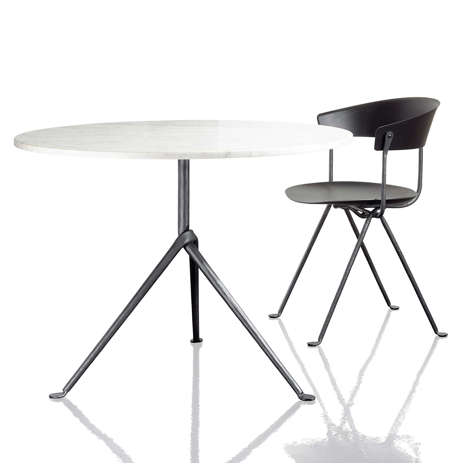 Officina table / MAGIS｜おしゃれな什器の企画・製造・販売 SHOP COPACK