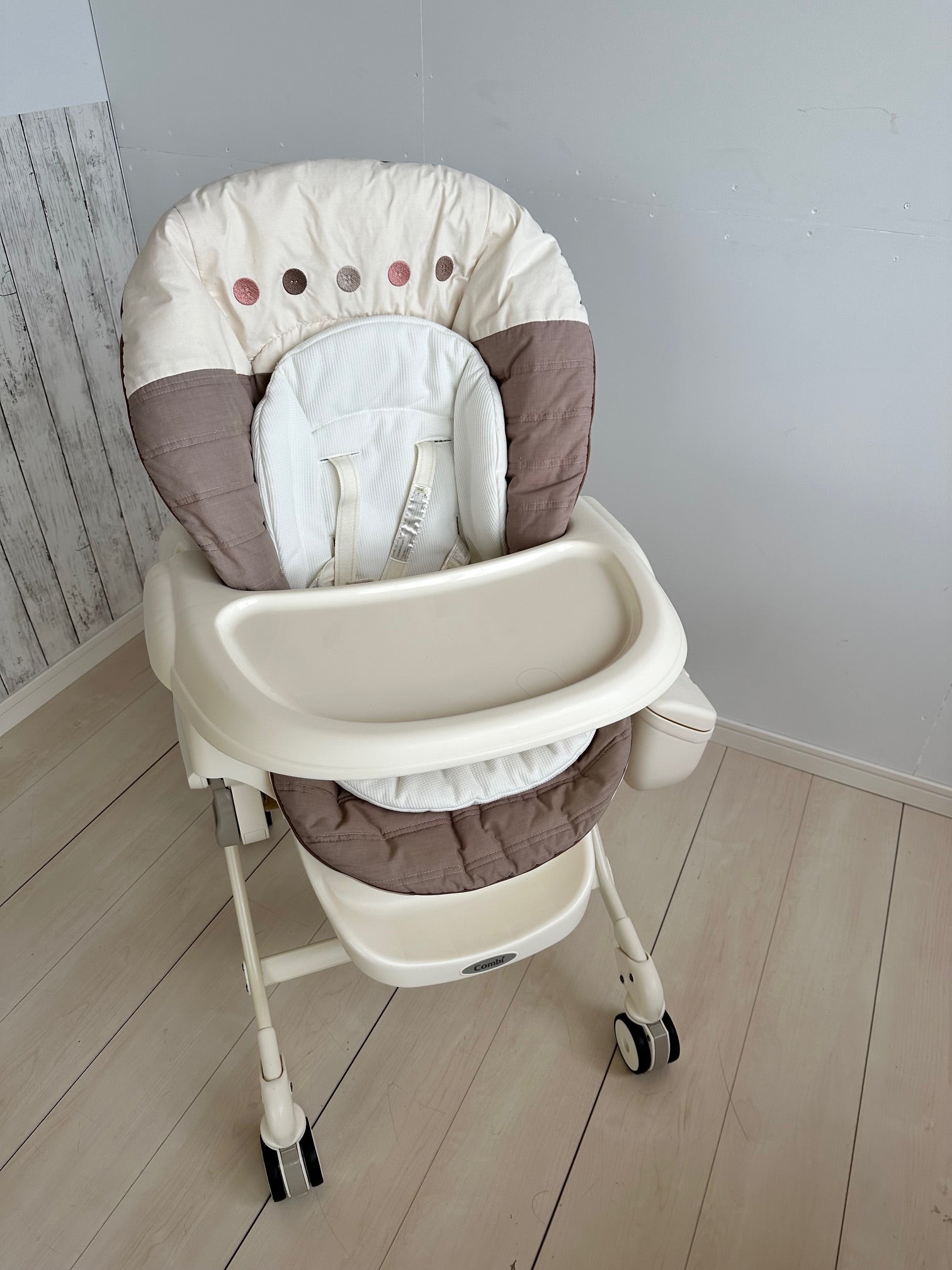 中古品限定3台！】【本州送料無料】ネムリラ AUTO SWING エッグ