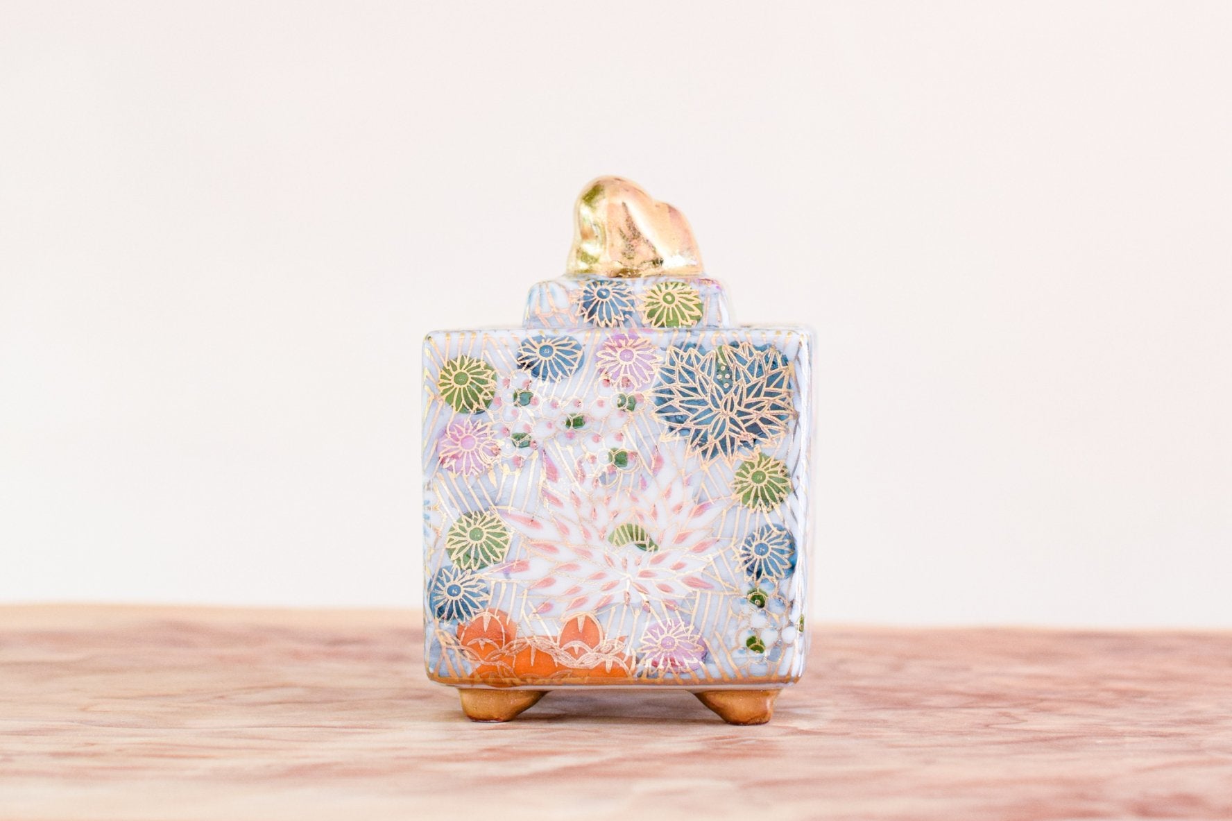 3号豆香炉 金花詰 – Juttoku.