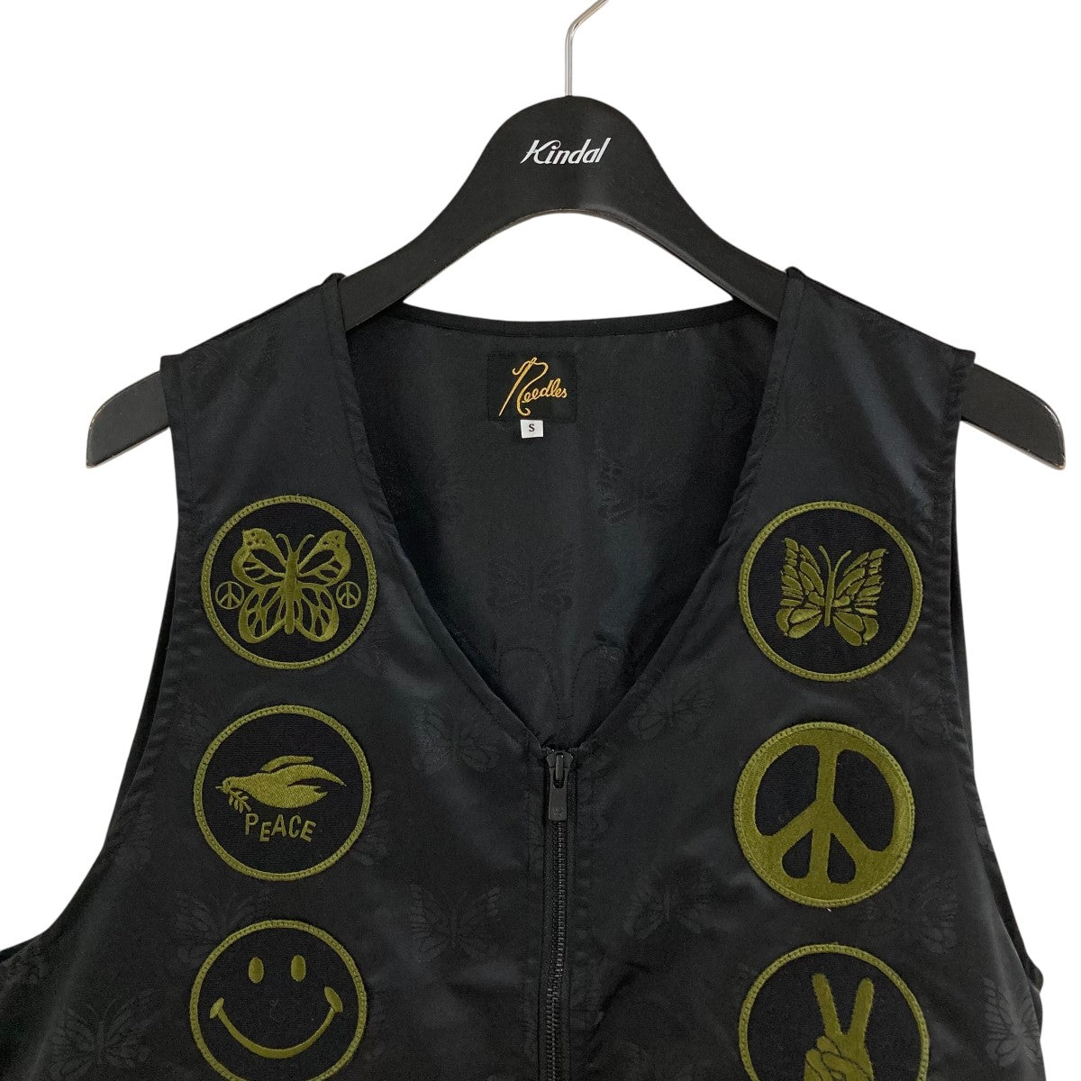 Needles(ニードルズ) パッチデザインナイロンベスト QV132 ブラック