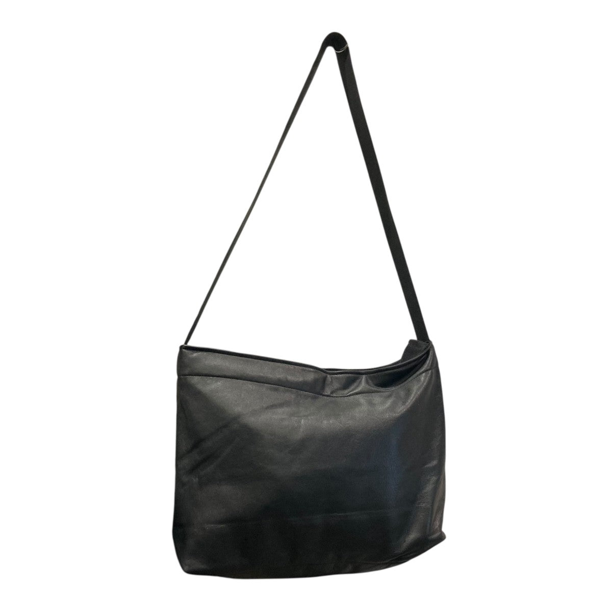 YOHJI YAMAMOTO(ヨウジヤマモト) レザーショルダーバッグ ブラック