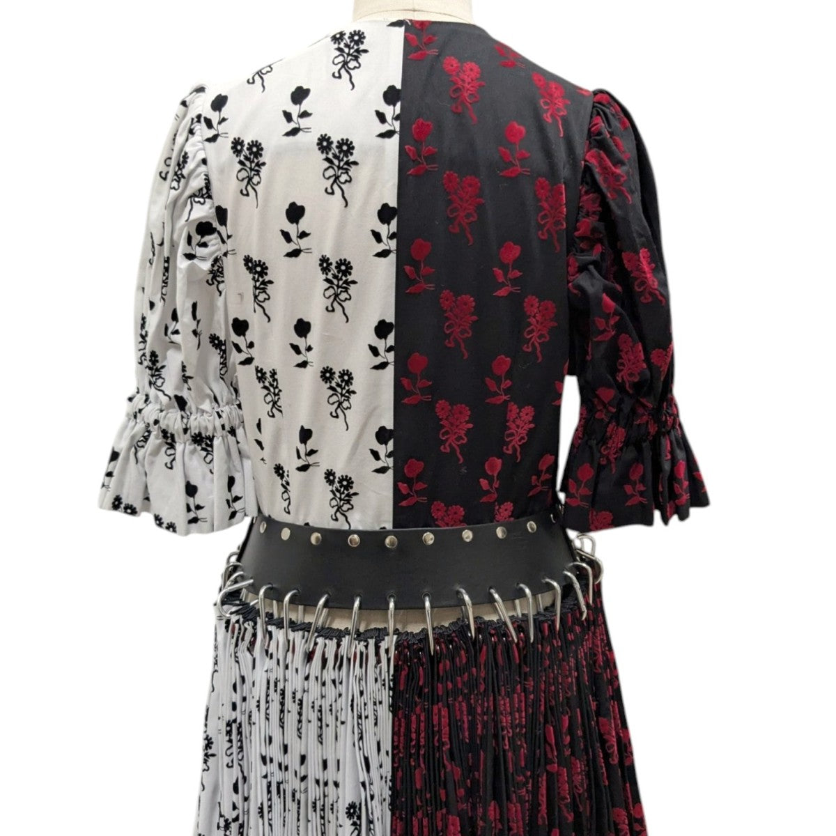 Chopova Lowena(チョポヴァロウェナ) 半袖ワンピース ブラック