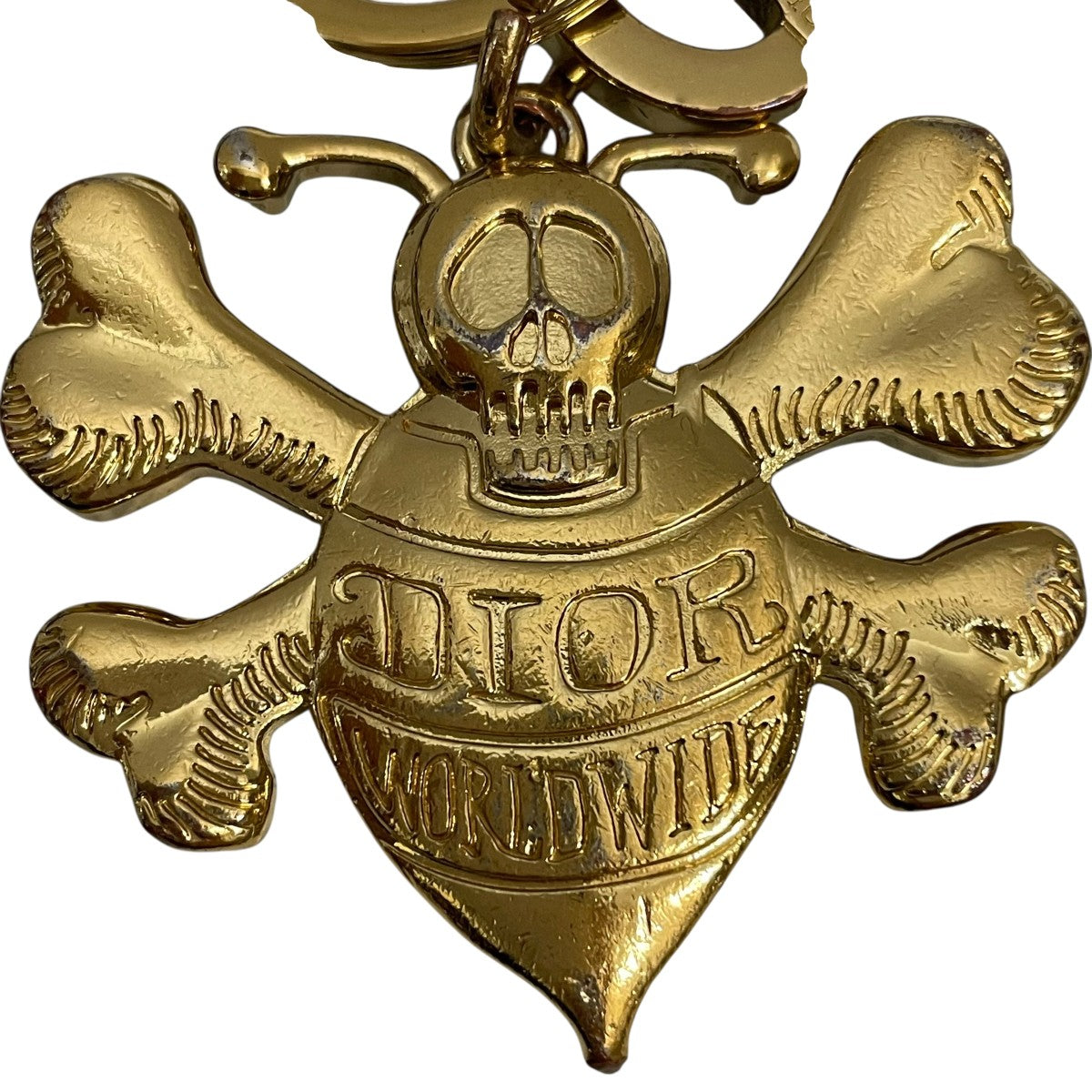 DIOR×stussy キーホルダー ゴールド｜【公式】カインドオルオンライン