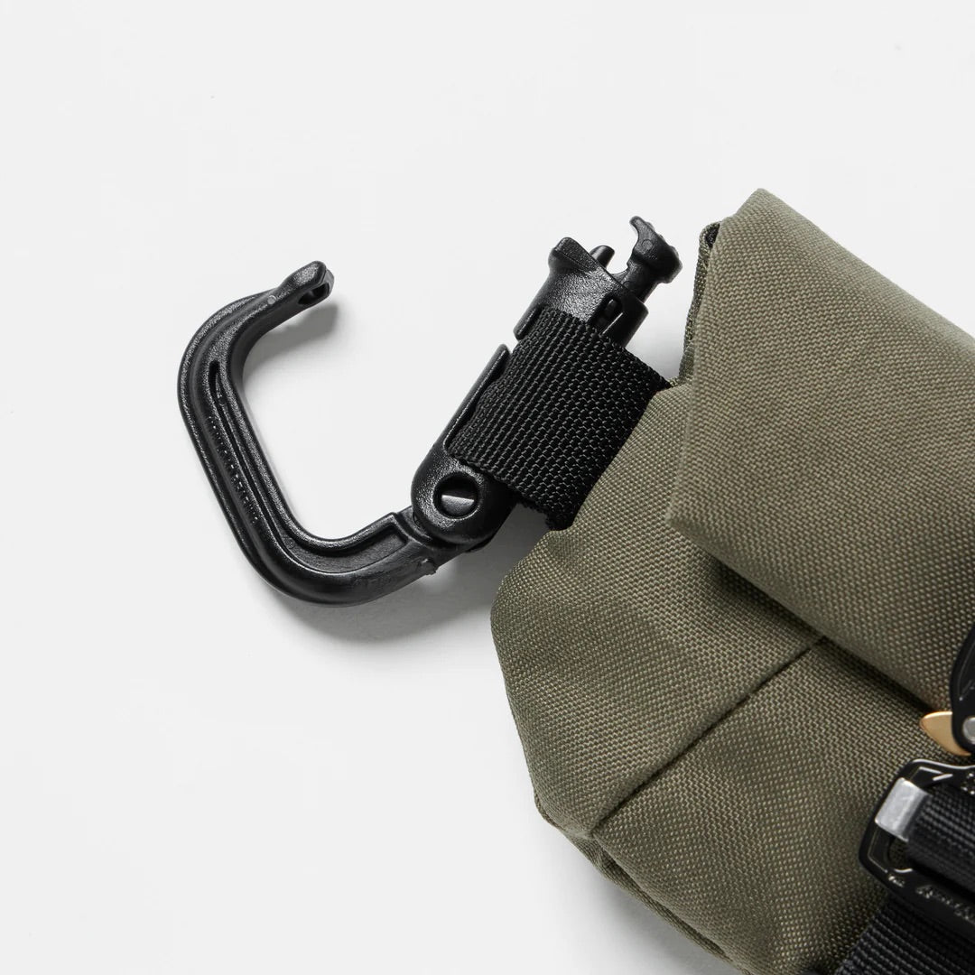 バックジャック ゴルフ】コブラ・コーデュラ付きサングラス・ポーチ