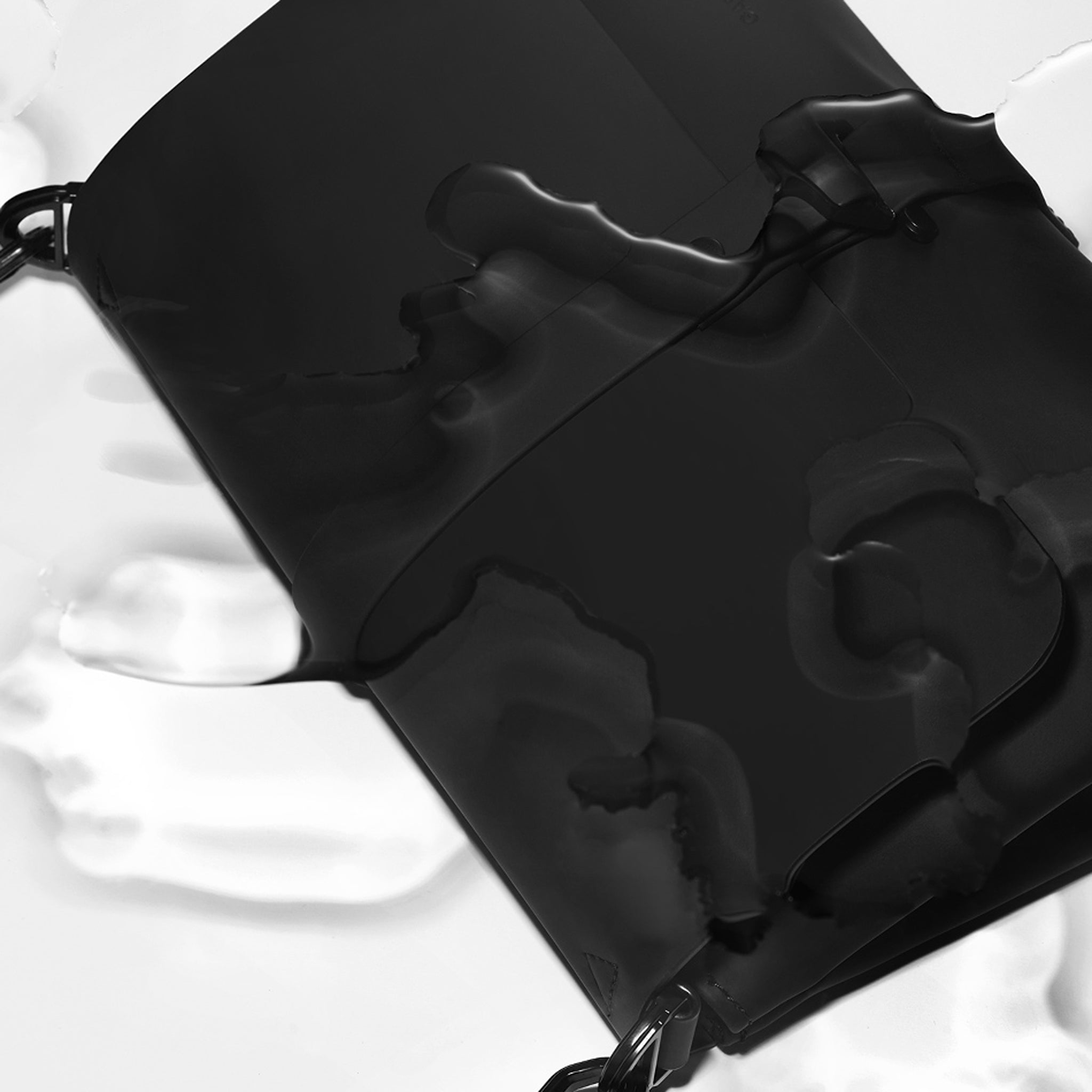 ガストンルーガ】Spläsh Crossbody Bag – GQ SHOP