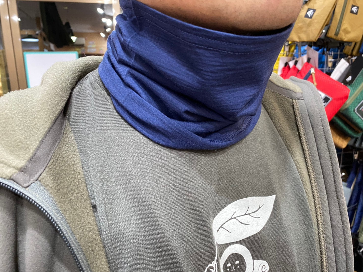 ネックウォーマー – SANKAKU STAND