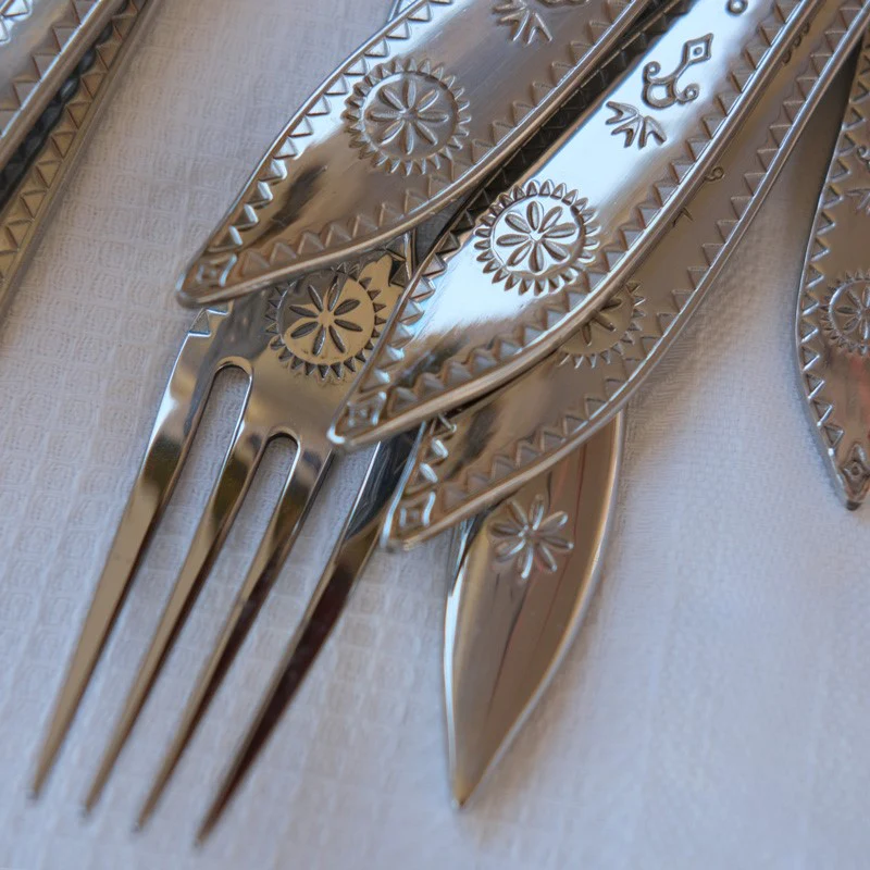 東欧風ヴィンテージテイストのカトラリーセット