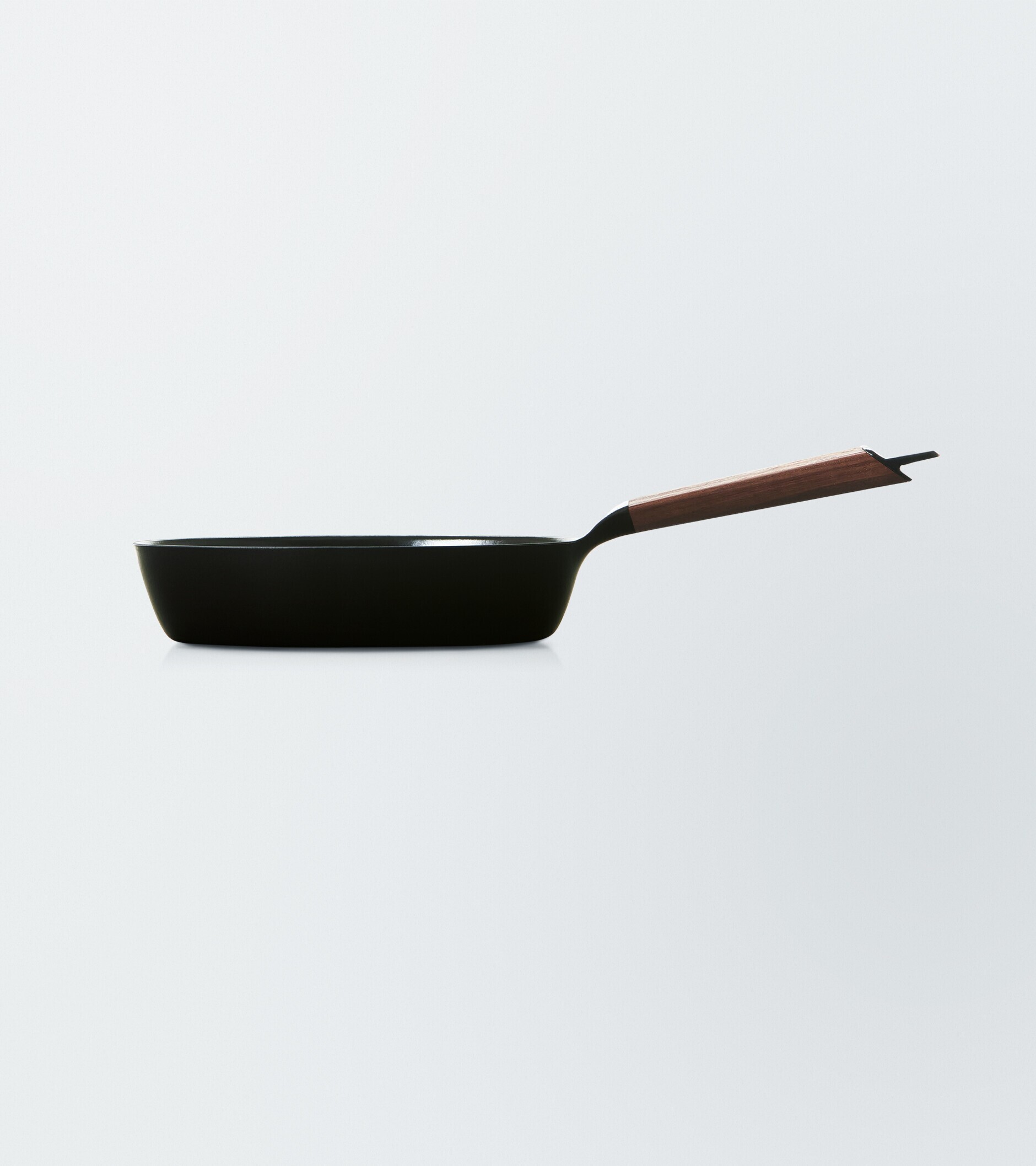 フライパン 26cm DEEP[ウォールナット］ | バーミキュラ公式オンライン