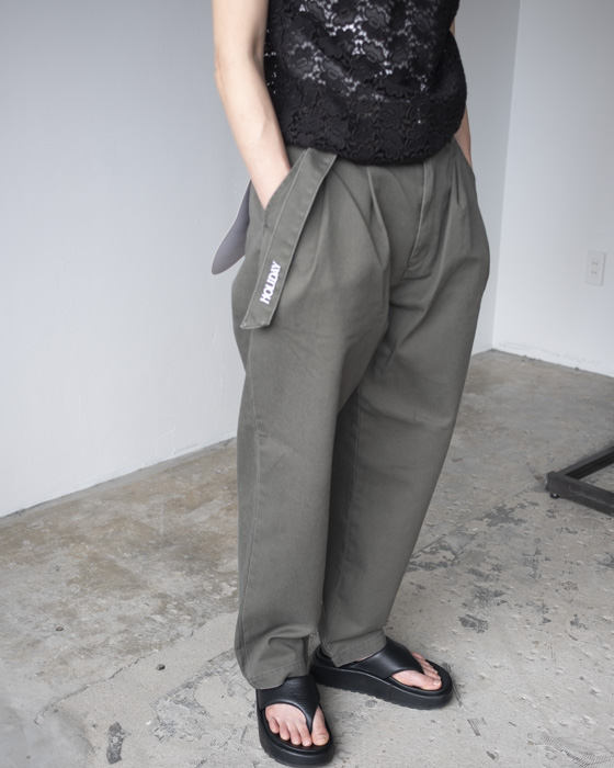 VONIQUE / 【SALE】HOLIDAY/ DICKIES BELTED 2TUCK PANTS