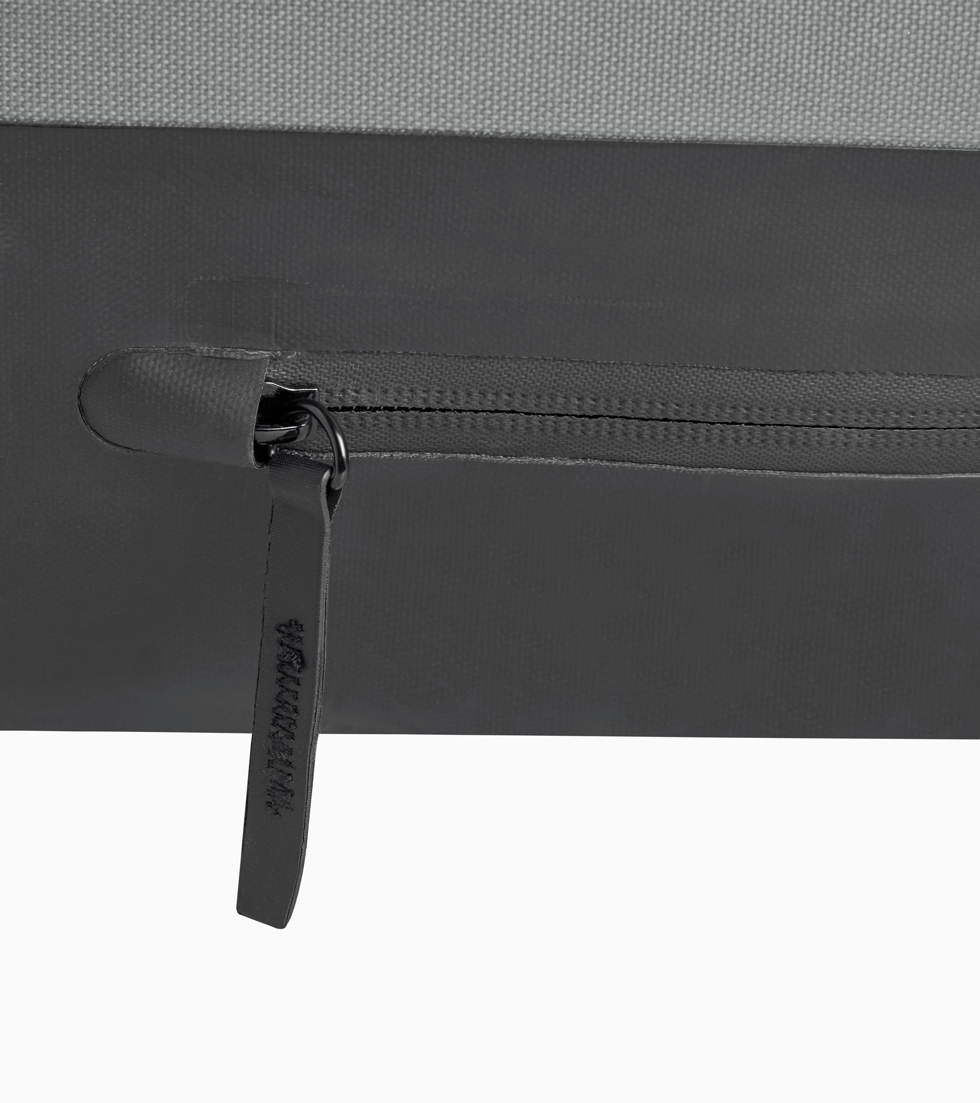 Active 2.0 travel bag - Porsche Centre Downtown Toronto