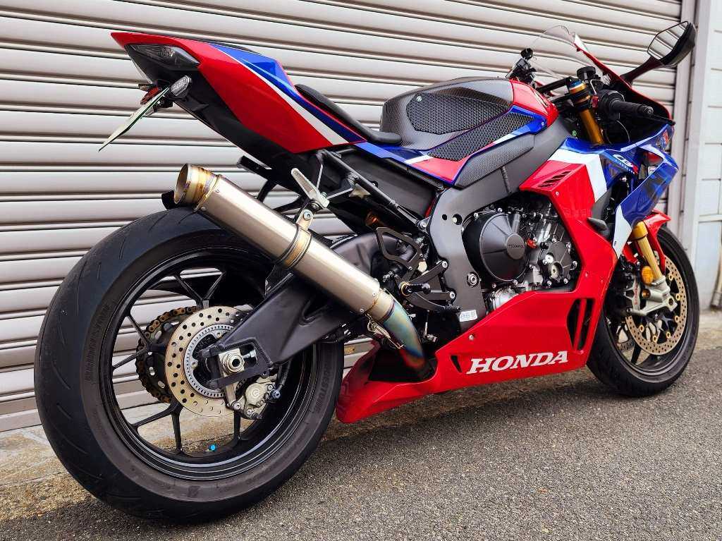 楽天市場】AKRAPOVIC アクラポビッチ スリップオンラインマフラー