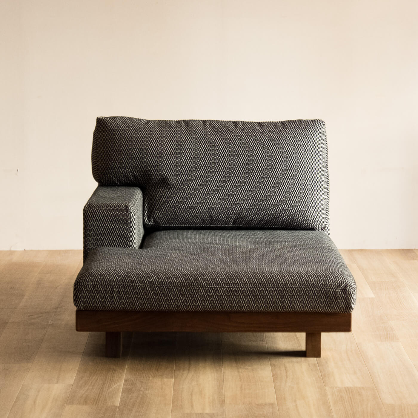 デニッシュ ワンアームカウチソファ | マスターウォール(MasterWal