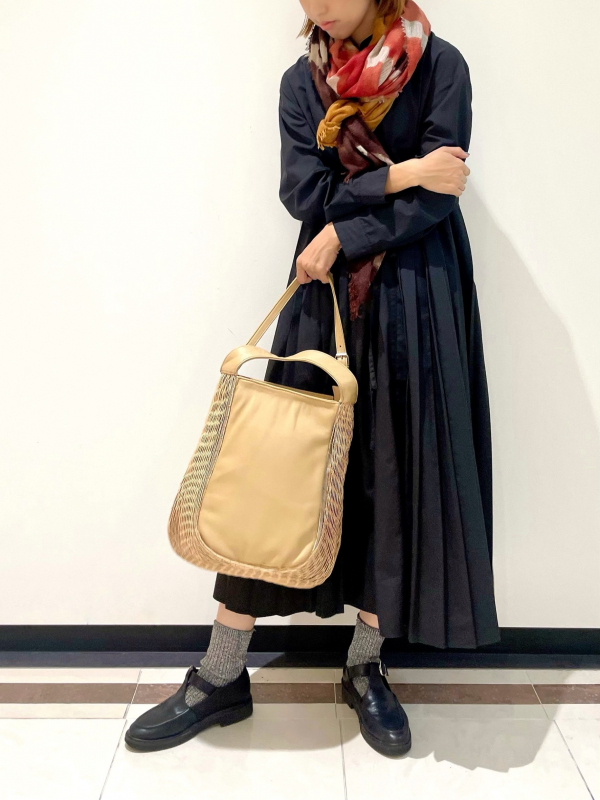 芸術の秋のためのバッグ🍇ーMariana Mendez ー | アッシュ・ペー