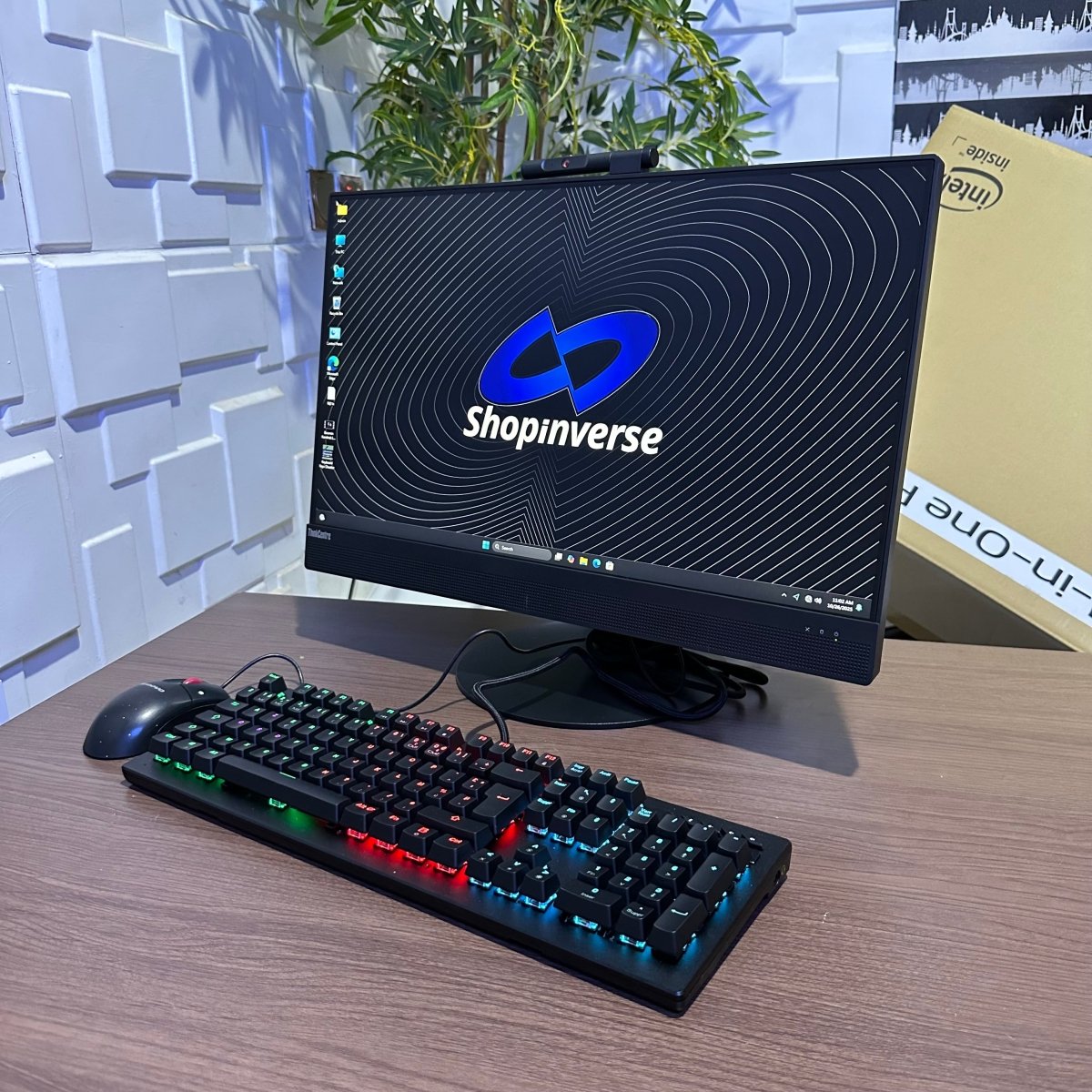 Lenovo ThinkCentre M920z All in One Desktop - 8th Gen. Intel Core