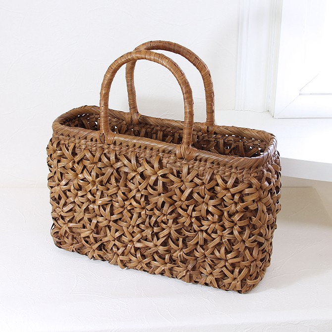 山葡萄 かごバッグ 立体花編み 中サイズ 7日以内返品送料無料