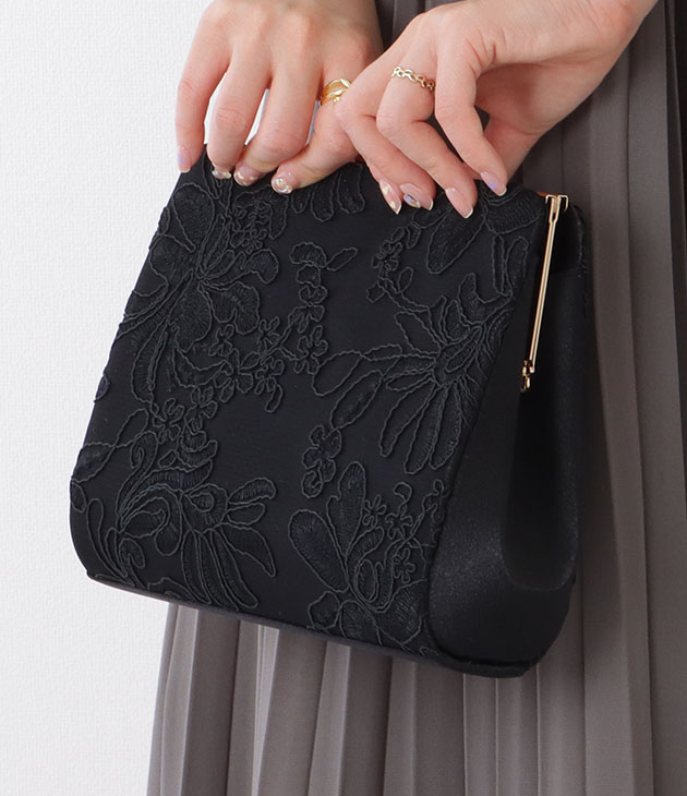 Lace Ladies（レースレディース） フラワー 刺繍 コンパクト クラッチ