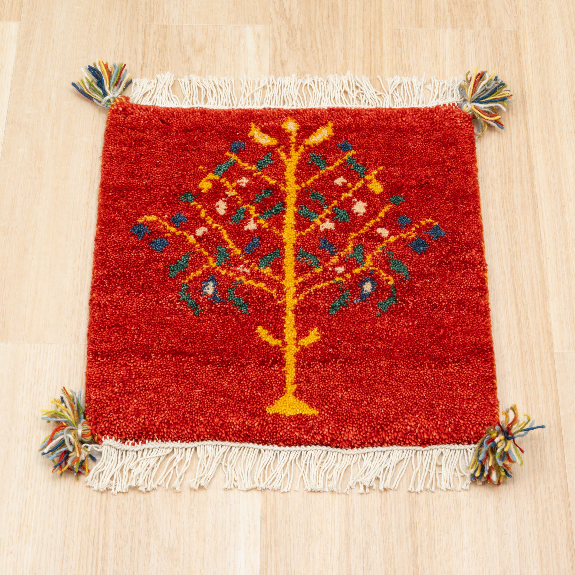 EーBLIND（イージーブラインド） ラグ ギャッベ 40x40 高級手結び 秋