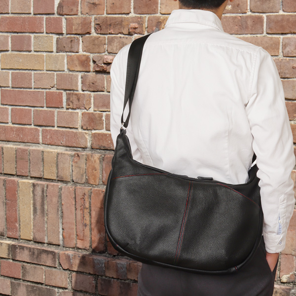 DIABLO ショルダーバッグ メンズ 本革 牛革 大きめ 大容量 a5 斜めがけ