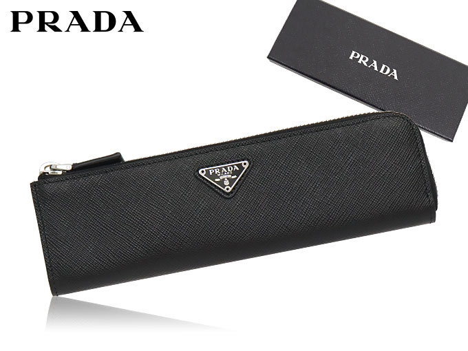 PRADA ブラック ペンケース サフィアーノレザーです PRADA ブラック