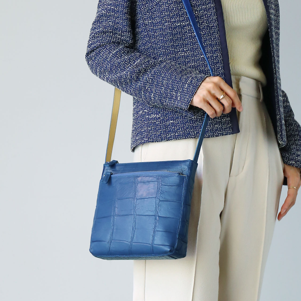 sankyo shokai（三京商会） ＜爆買＞クロコダイル ショルダー バッグ