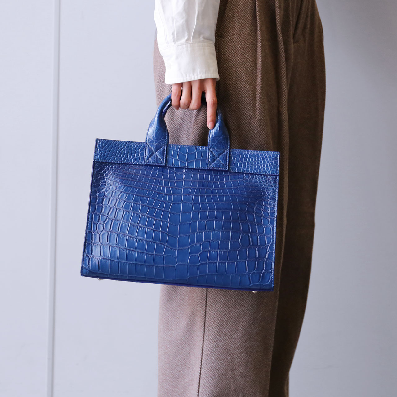 sankyo shokai（三京商会） ＜爆買＞藍染め クロコダイル トートバッグ