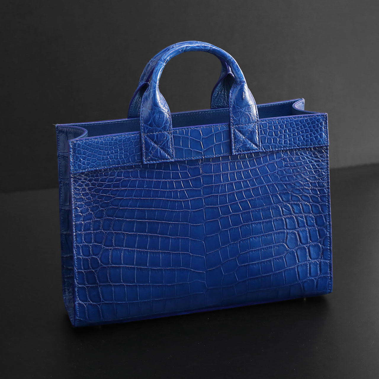 sankyo shokai（三京商会） ＜爆買＞藍染め クロコダイル トートバッグ