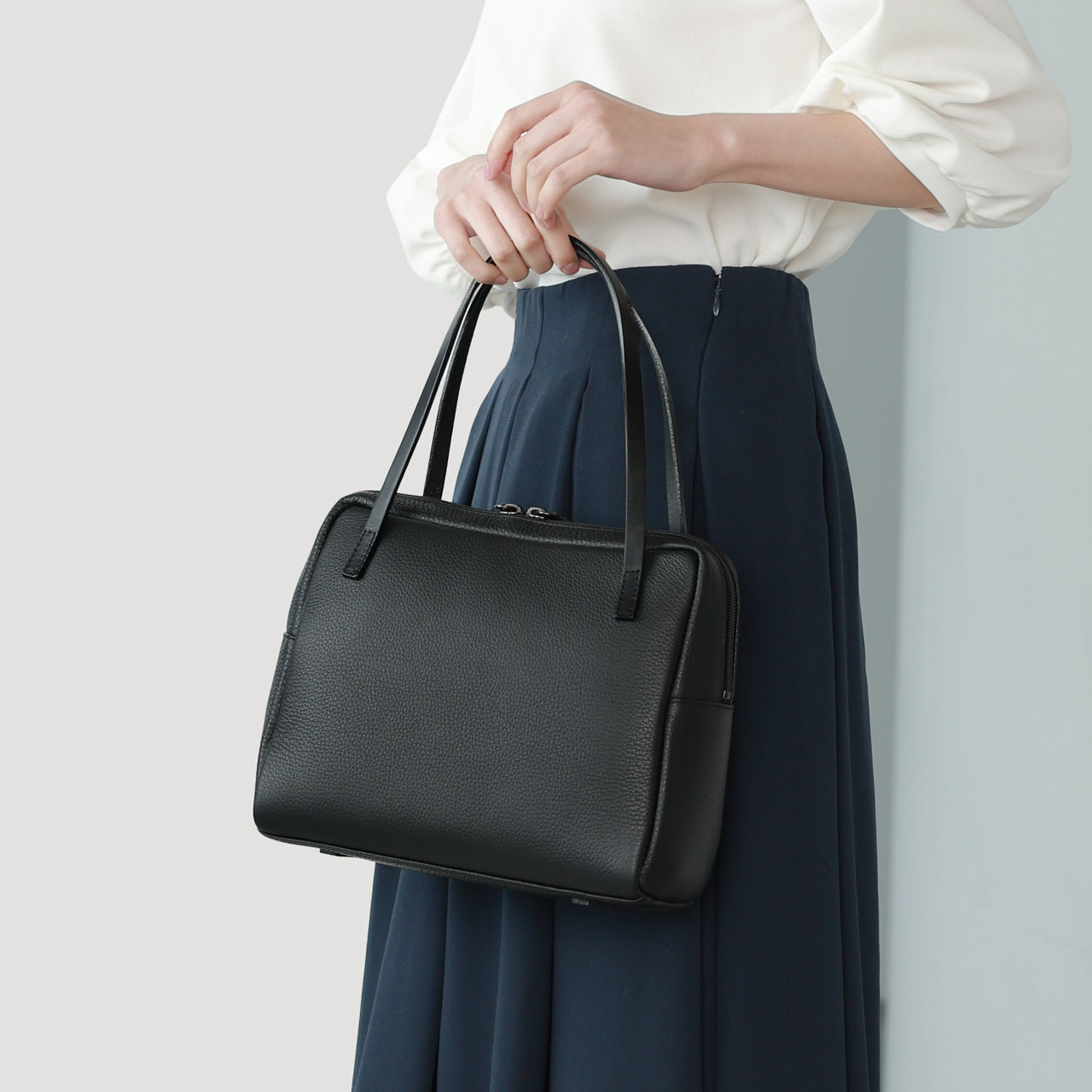 Jamale（ジャマレ） フォーマルバッグ レディース 本革 黒 レザー 日本