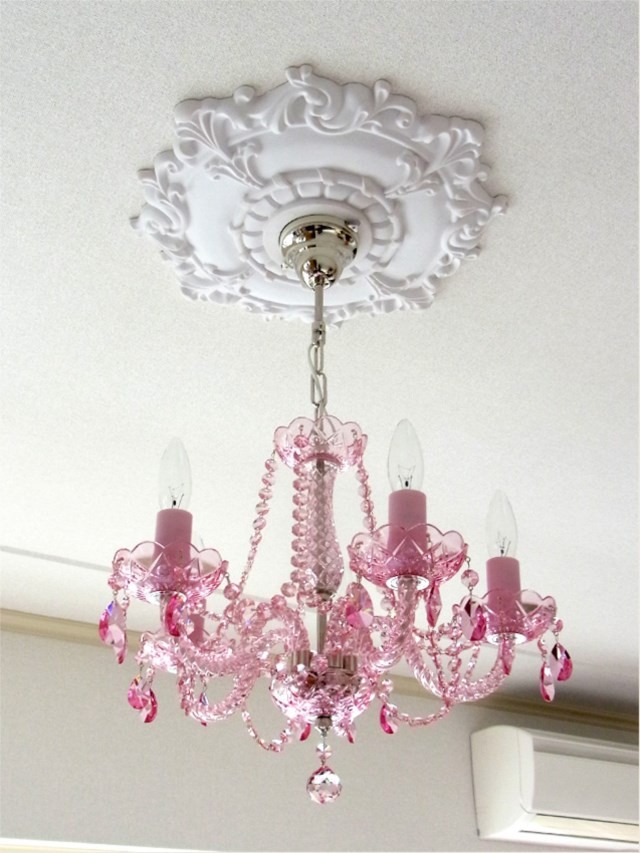 シーリングメダリオン シャンデリア装飾 ホワイト 白 天井用装飾 照明