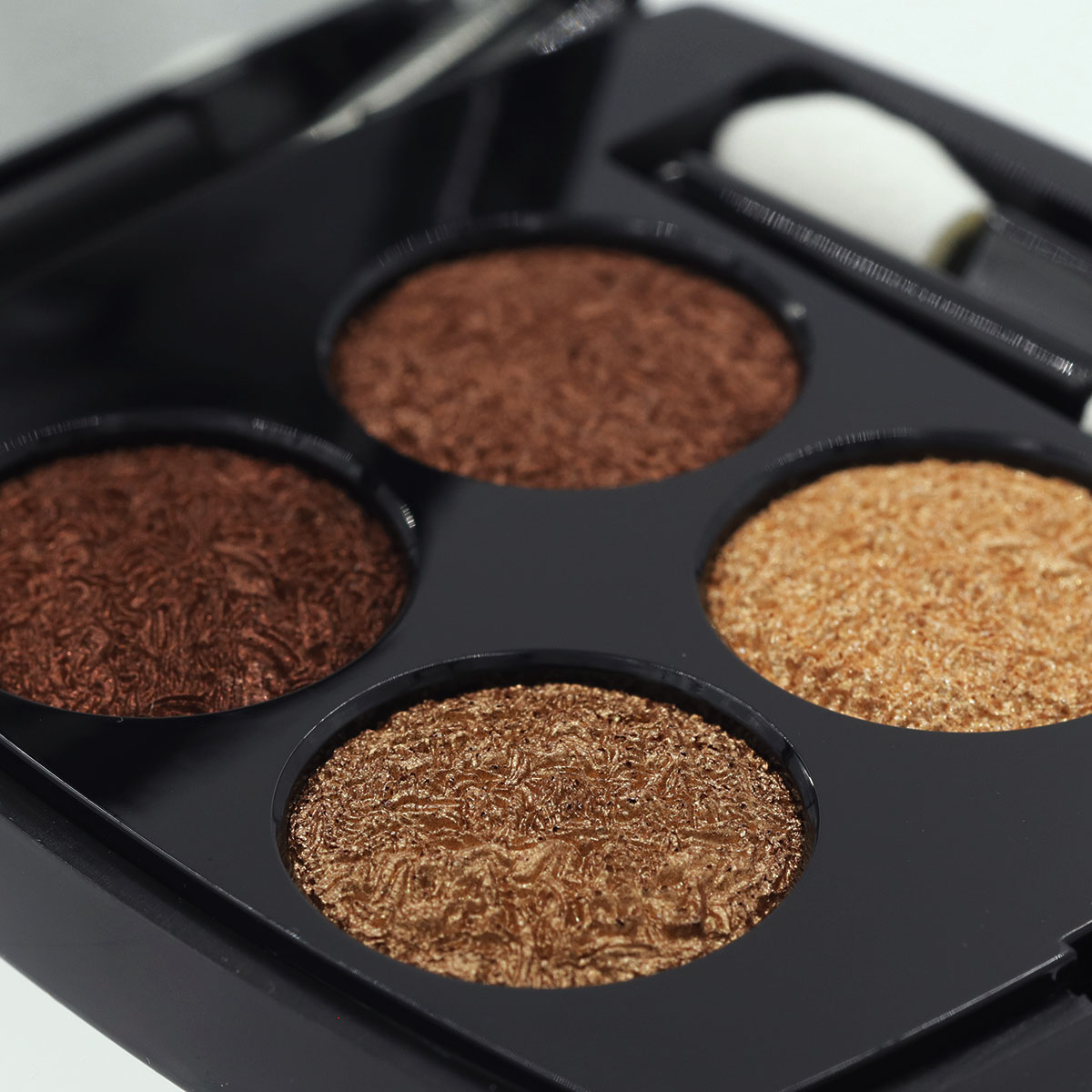 CHANEL（シャネル） アイシャドウ パレット CHANEL 4色 正規品 レ