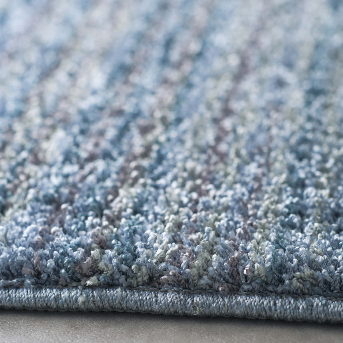 スミノエ ラグ リュストル 楕円形 140×200cm 防炎 防ダニ 床暖房対応