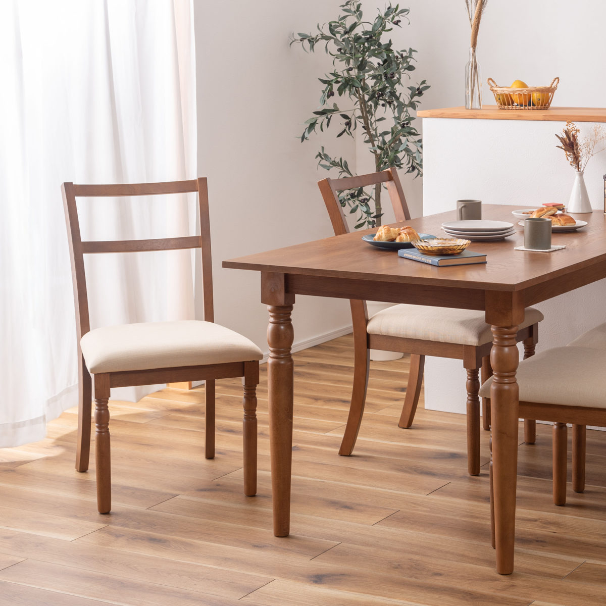 東谷 ダイニングチェア 座面高45cm クラシック風 （ アンティーク調