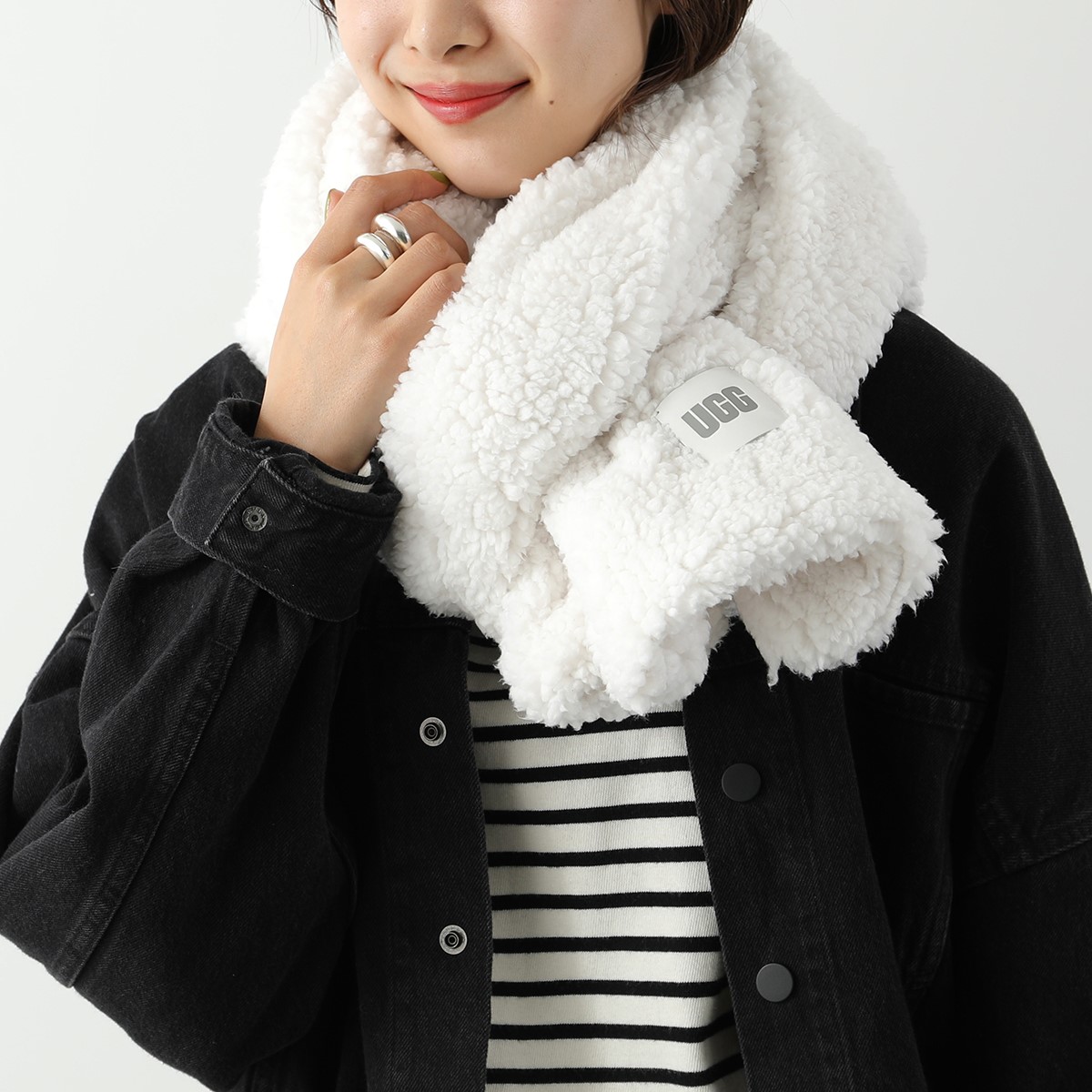 UGG（アグ） マフラー W SHERPA OVERSIZED SCARF シェルパ オーバー
