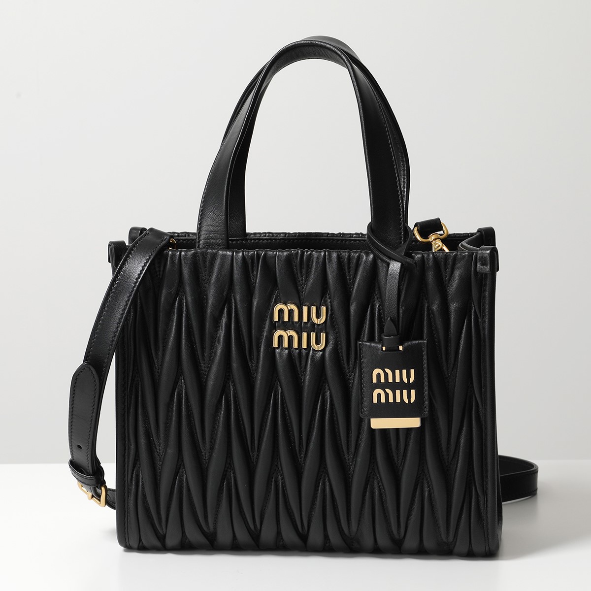 miu miu（ミュウミュウ） ハンドバッグ MATELASSE マテラッセ 5BG263