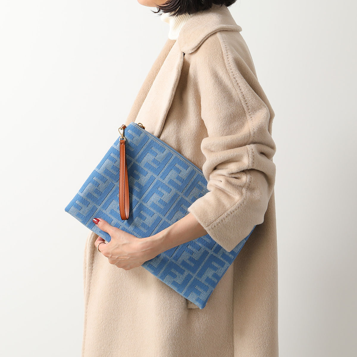 FENDI（フェンディ） クラッチバッグ 8N0178 AP4N レディース デニム