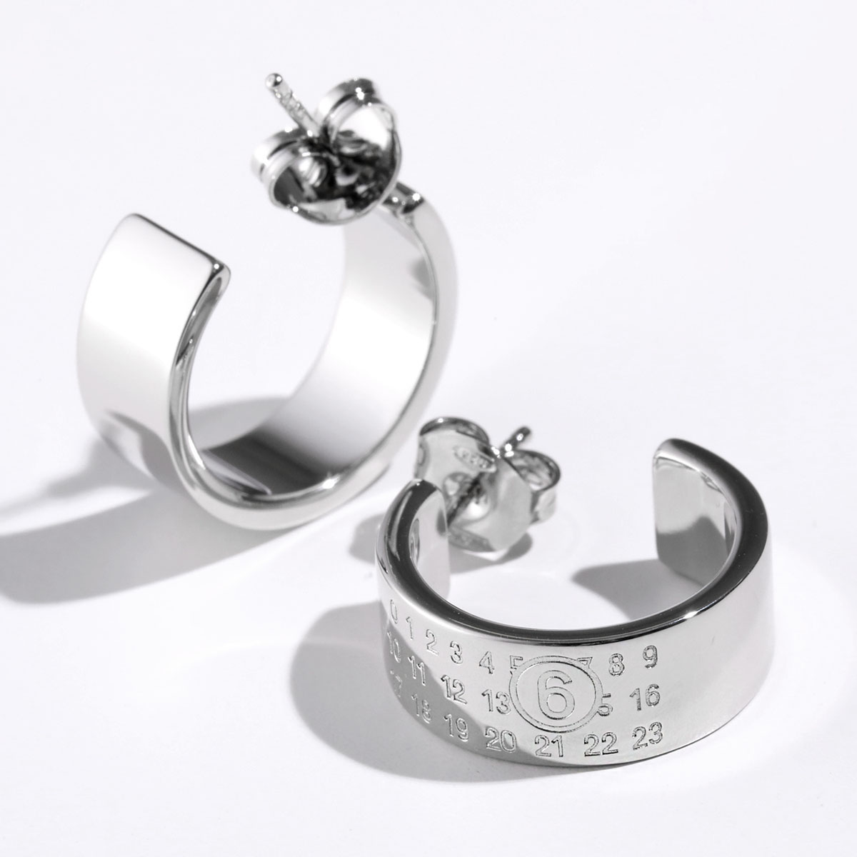 MM6 エムエムシックス メゾンマルジェラ フープピアス Numeric Minimal
