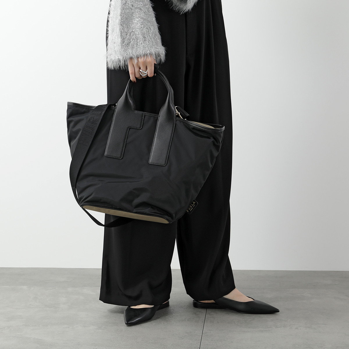 FURLA（フルラ） トートバッグ PIUMA ピューマ トートバッグ L WB01249