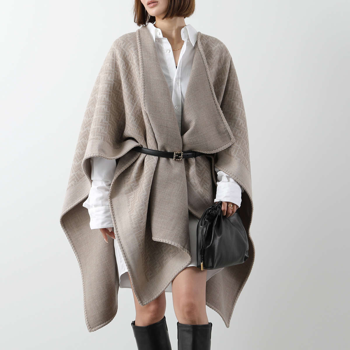 FENDI（フェンディ） ポンチョ FXX776 ASFX レディース ケープ ウール