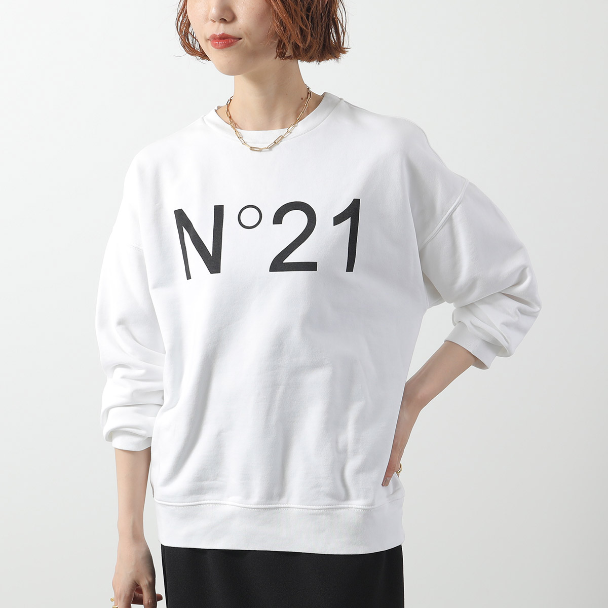 N°21（ヌメロヴェントゥーノ） トレーナー E032 6329 レディース