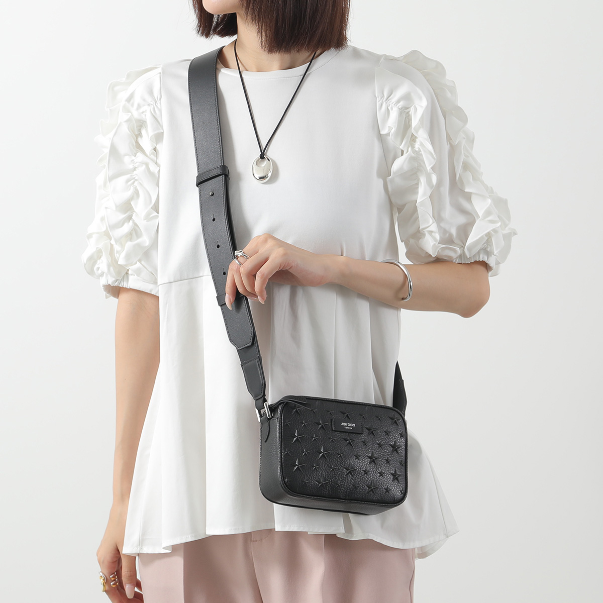 JIMMY CHOO（ジミーチュウ） ショルダーバッグ BOX CAMERA/S/U EMG