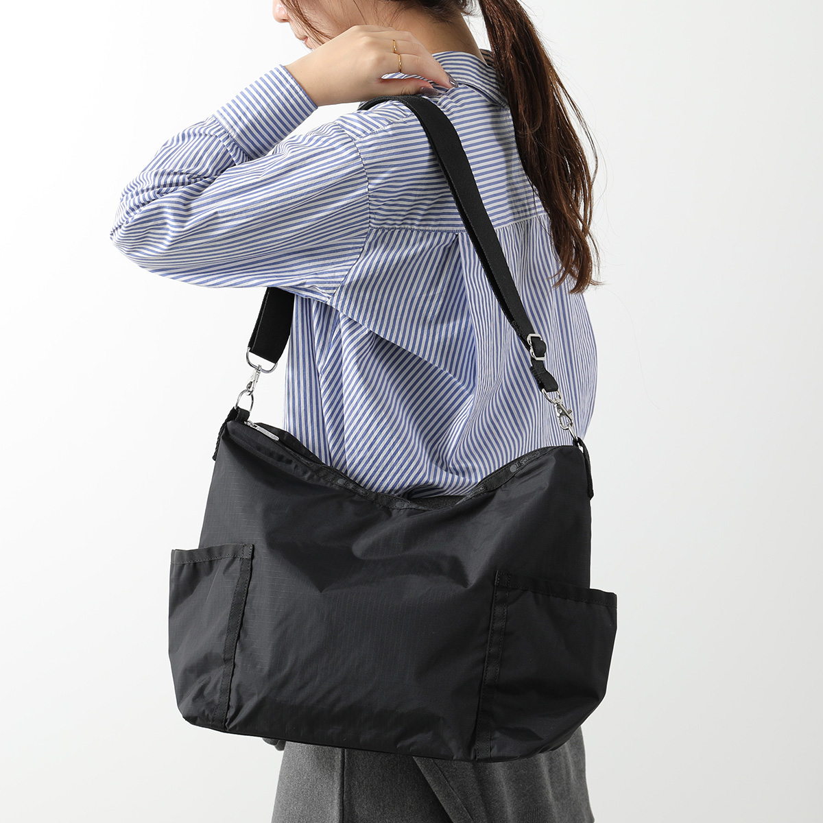 LeSportsac（レスポートサック） ショルダーバッグ ZIP BUCKET