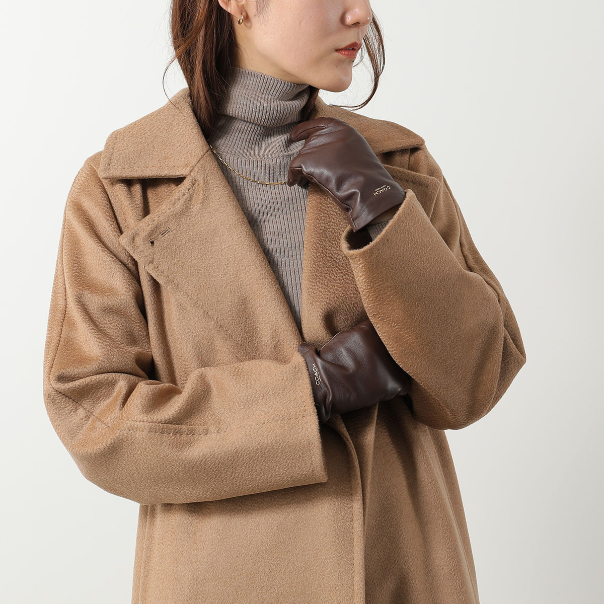 COACH（コーチ） グローブ NEW YORK TECH GLOVE CCN07 レディース 手袋