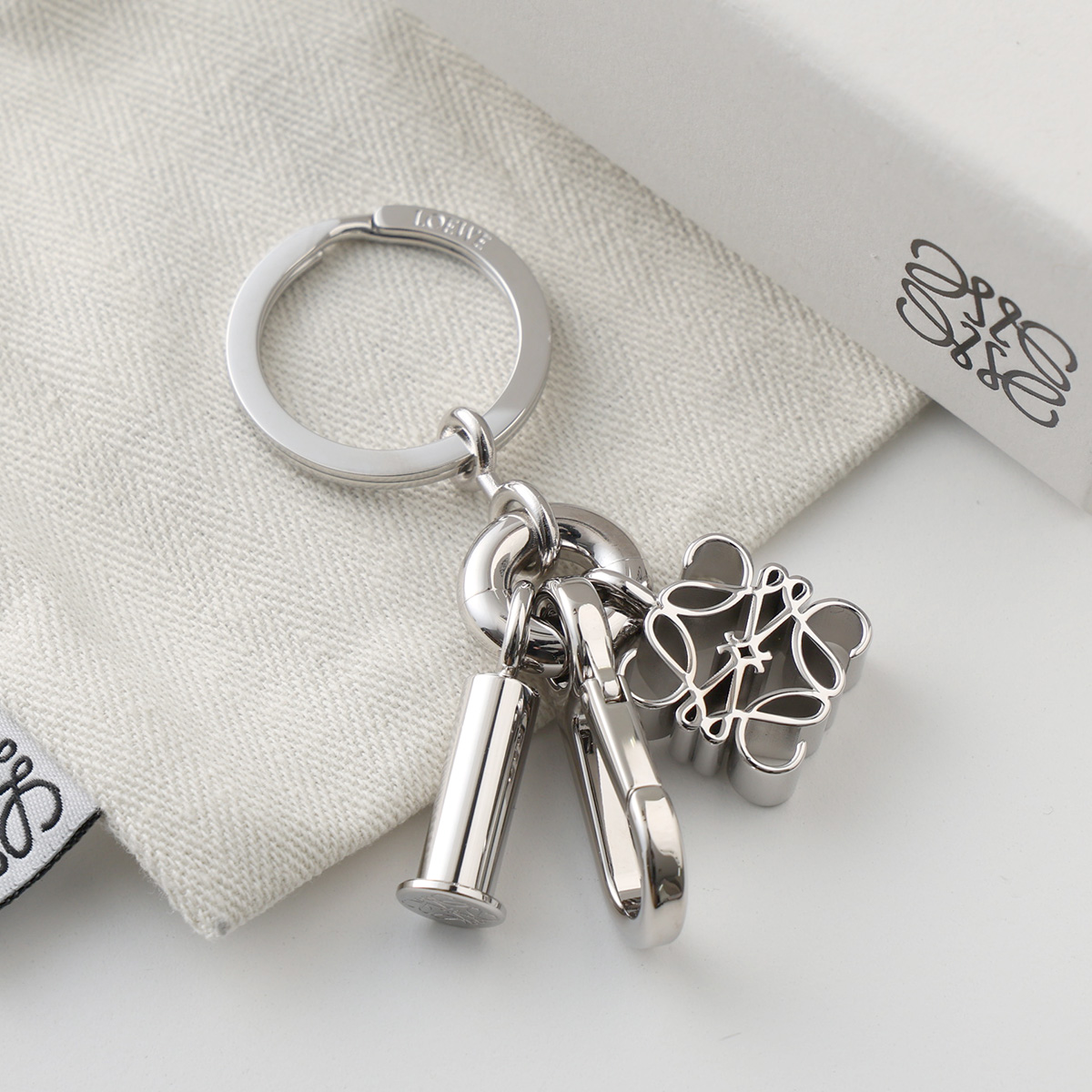 LOEWE（ロエベ） キーリング C554231X33 レディース アナグラム バッグ