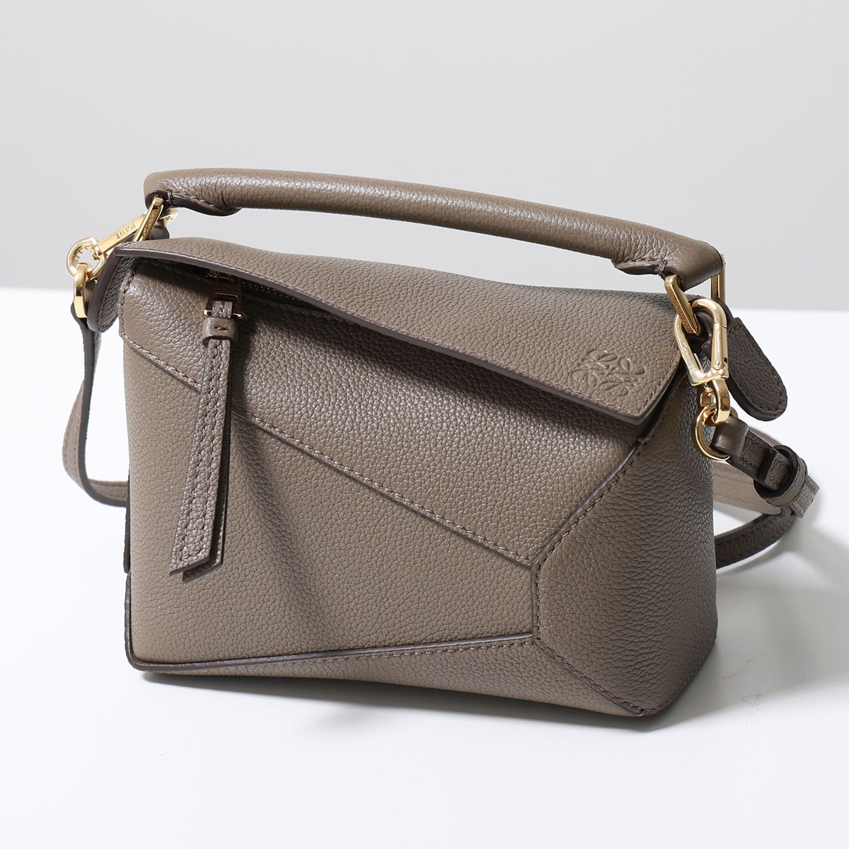 LOEWE（ロエベ） ショルダーバッグ PUZZLE EDGE MINI パズル エッジ