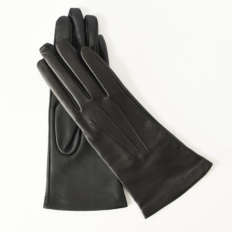 新品 未使用 デンツ 手袋 ラムレザー 黒 7.5 レディース