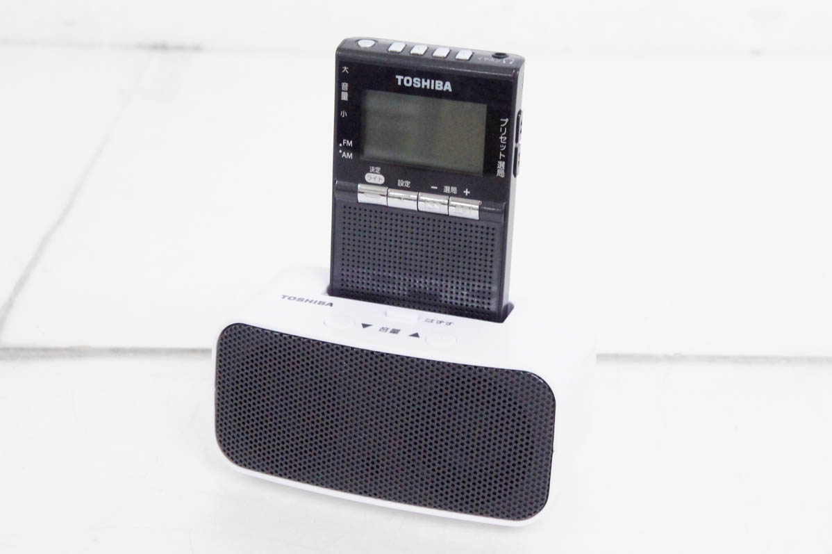 中古 東芝 FM/AM充電ラジオ TY-SPR8 ワイドFM対応 : エスネット