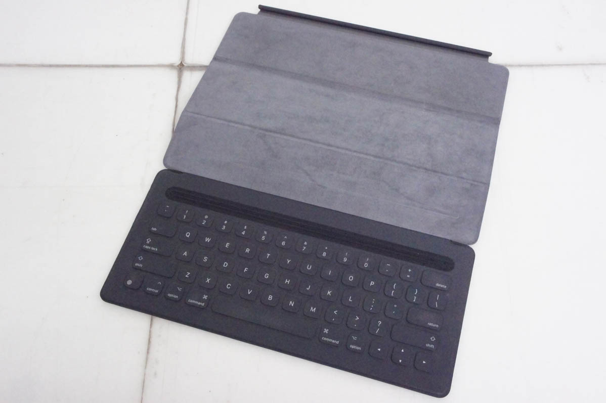 中古 Appleアップル iPad Pro Smart Keyboard 12.9インチ用 英語配列